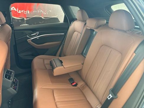 Used 2024 Audi Q8 e-tron Premium Plus AWD/4WD image 10