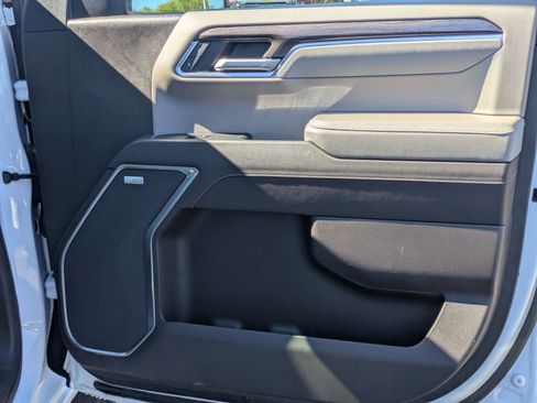 Certified 2023 Chevrolet Silverado 1500 LTZ image 28