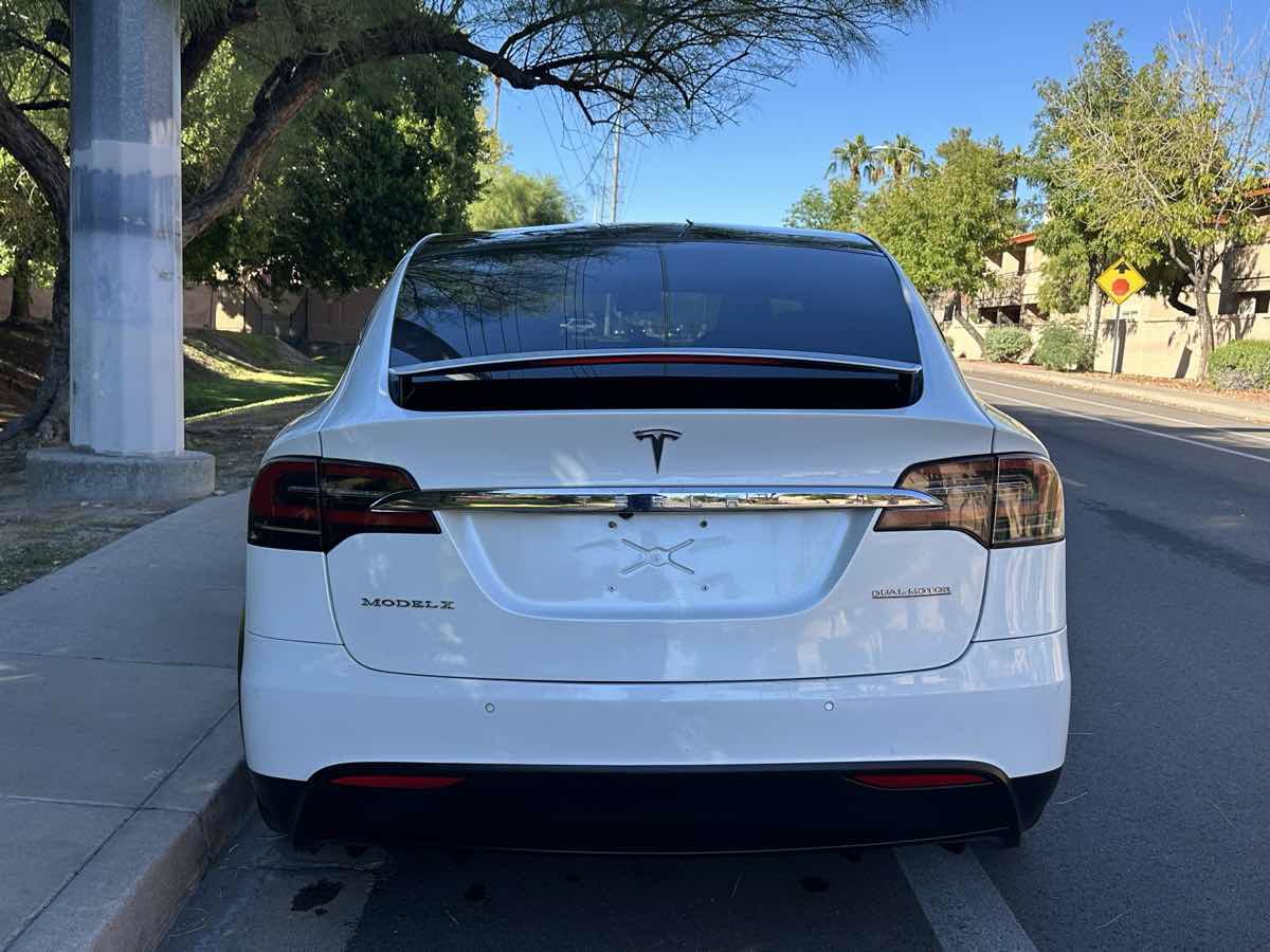 Used 2017 Tesla Model X 75D AWD/4WD image 7