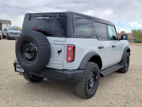 New 2026 Ford Bronco Outer Banks AWD/4WD image 3