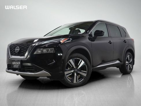 Used 2023 Nissan Rogue Platinum image 1