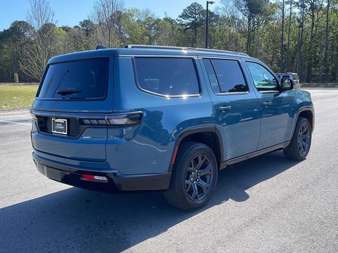 New 2026 Jeep Grand Wagoneer Limited AWD/4WD image 7