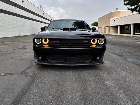 Used 2016 Dodge Challenger R/T Scat Pack RWD image 8