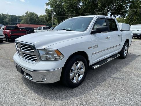 Used 2016 RAM 1500 Big Horn RWD image 9