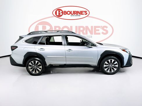 Used 2024 Subaru Outback Limited XT AWD/4WD image 13