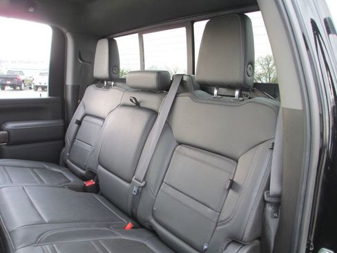 Used 2021 GMC Sierra 2500 Denali w/ Denali Ultimate Package image 25