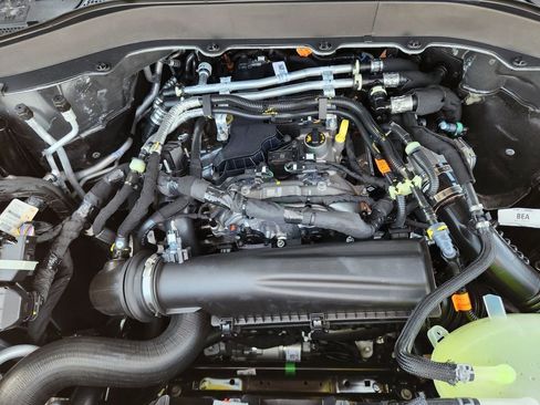 New 2025 Ford Explorer Active w/ Active Comfort Package image 20