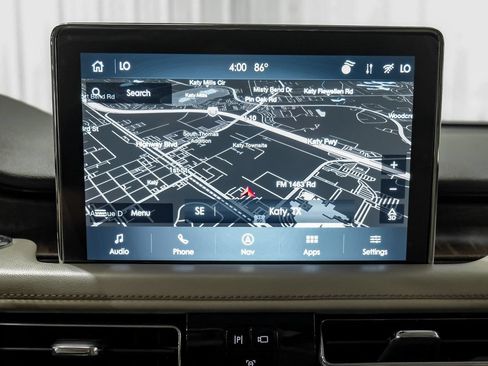 Used 2022 Lincoln Aviator Reserve w/ Equipment Group 201A AWD/4WD image 21