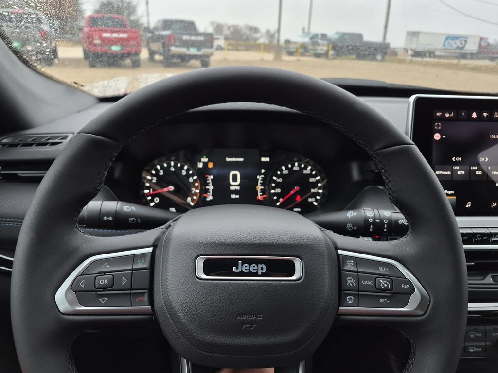 New 2026 Jeep Compass Latitude AWD/4WD image 18