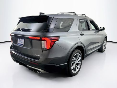 Used 2025 Ford Explorer Platinum w/ Ultimate Package AWD/4WD image 5