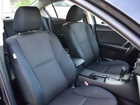 Used 2012 MAZDA MAZDA3 i Sport image 18