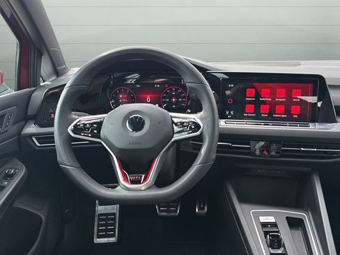 Used 2022 Volkswagen GTI SE image 17