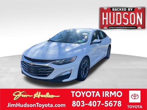 Used 2021 Chevrolet Malibu LT image 1