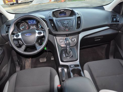 Used 2015 Ford Escape S FWD image 21