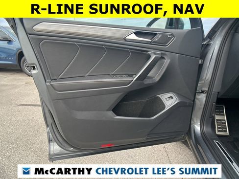 Used 2024 Volkswagen Tiguan SEL R-Line image 15