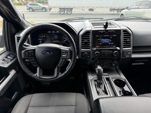 Used 2015 Ford F150 XLT w/ Equipment Group 302A Luxury image 17