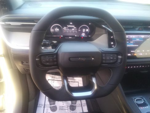 New 2026 Jeep Cherokee Limited AWD/4WD image 15