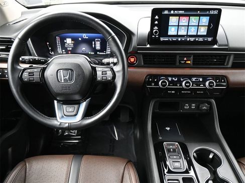 Used 2024 Honda Pilot Elite image 6