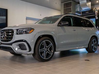 New 2026 Mercedes-Benz GLS 450 4MATIC