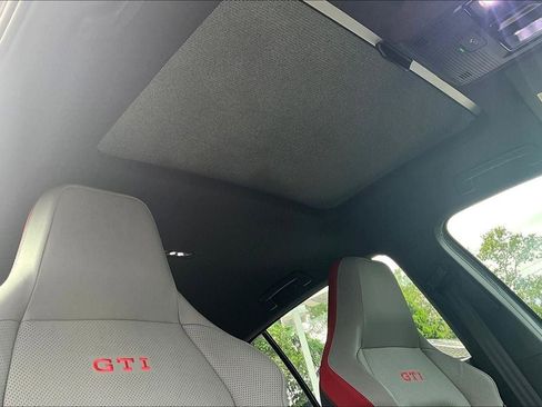 New 2026 Volkswagen GTI SE FWD image 26