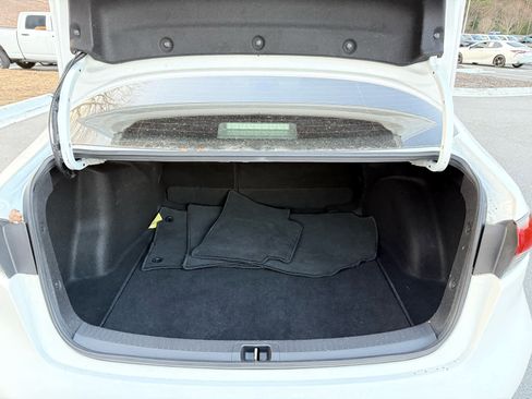 Used 2023 Toyota Corolla XSE image 28