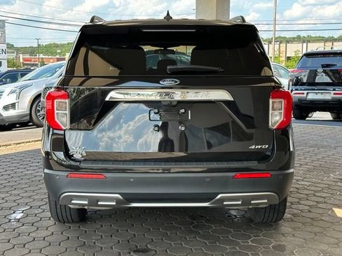 Used 2023 Ford Explorer XLT w/ Equipment Group 202A AWD/4WD image 5