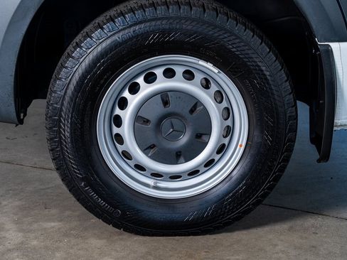 Used 2023 Mercedes-Benz Sprinter 3500 image 10