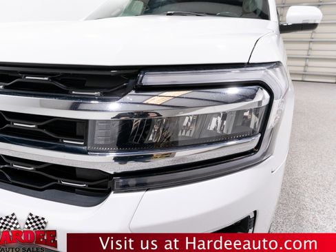 Used 2022 Ford Expedition Max Limited image 8