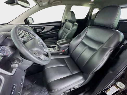 Used 2023 Nissan Murano SV w/ SV Midnight Edition Package image 12