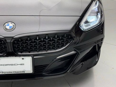 Used 2022 BMW Z4 M40i w/ Premium Package image 46