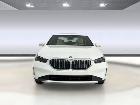 New 2027 BMW 530i RWD image 6