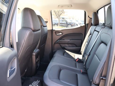 Used 2022 GMC Canyon AT4 image 20