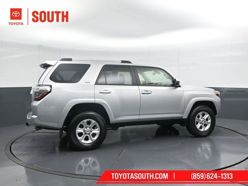 Used 2024 Toyota 4Runner SR5 image 3