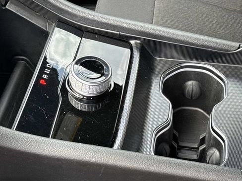 Used 2024 Jeep Grand Cherokee L Laredo RWD image 37