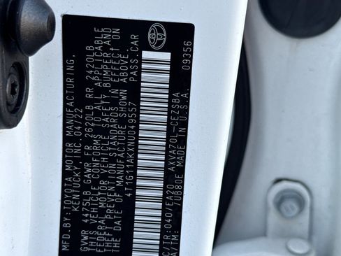 Used 2022 Toyota Camry SE image 19