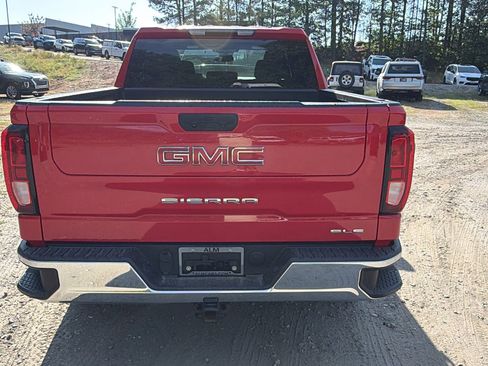 Used 2023 GMC Sierra 1500 SLE AWD/4WD image 9