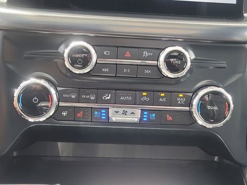Used 2025 Ford F150 Lariat w/ Equipment Group 501A Mid AWD/4WD image 25