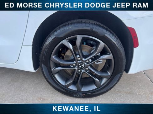 New 2026 Chrysler Pacifica Select image 18