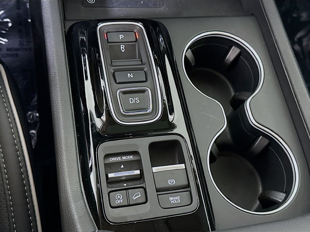 Used 2025 Honda Pilot Elite image 10