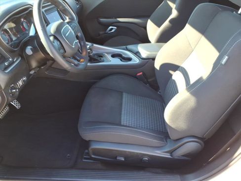 Used 2022 Dodge Challenger R/T w/ Blacktop Package image 10