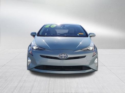 Used 2016 Toyota Prius Four image 8