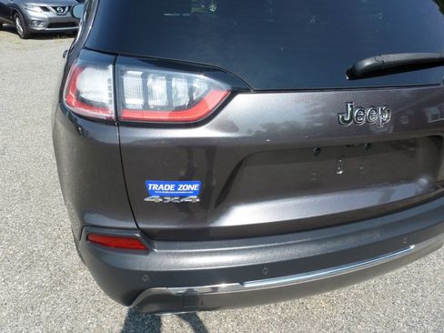 Used 2019 Jeep Cherokee Limited AWD/4WD image 10
