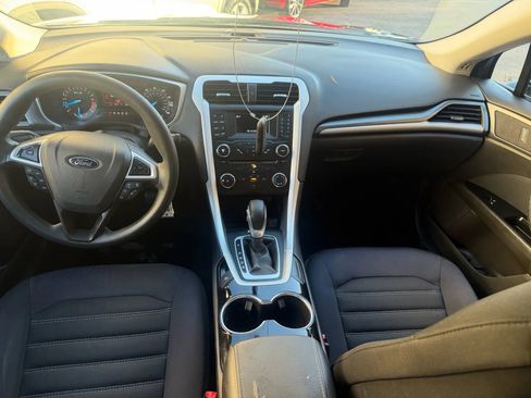 Used 2014 Ford Fusion SE image 31