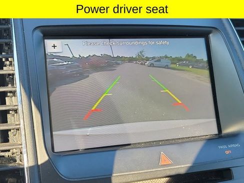Used 2017 Ford Taurus SEL w/ Equipment Group 201A FWD image 16