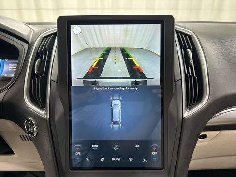 Used 2023 Ford Edge Titanium w/ Cargo Accessory Package AWD/4WD image 15