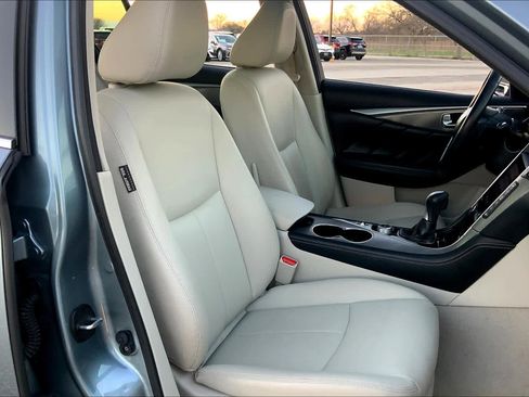 Used 2015 INFINITI Q50 Premium RWD image 9