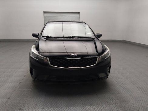 Used 2017 Kia Forte LX image 14