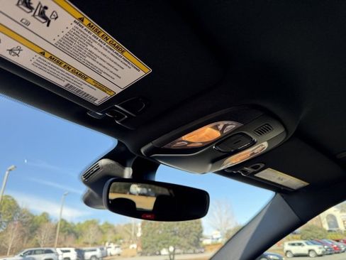 New 2026 Jeep Compass Latitude image 25