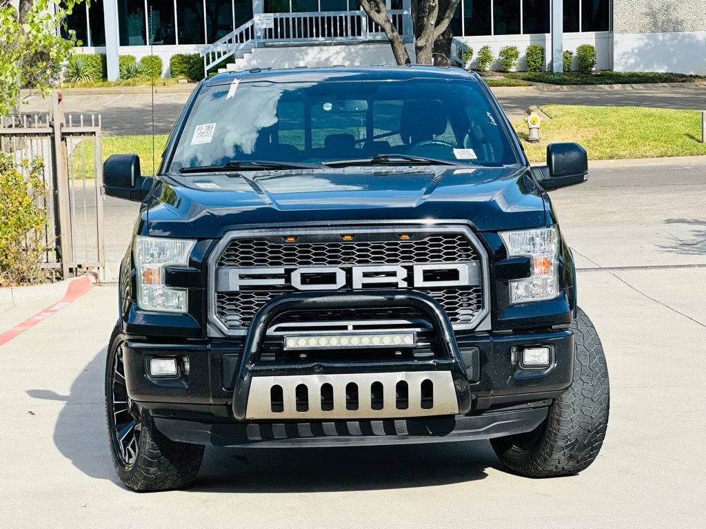 Used 2015 Ford F150 XLT w/ Equipment Group 302A Luxury AWD/4WD image 2