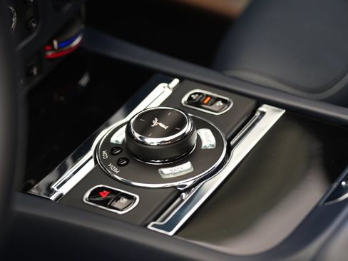Certified 2020 Rolls-Royce Ghost RWD image 19